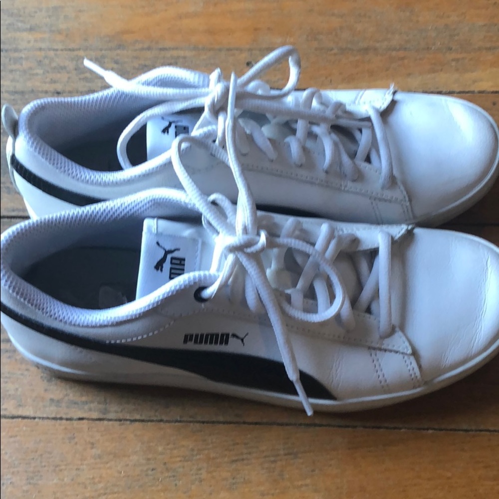 Women’s Puma sneakers size 7.5